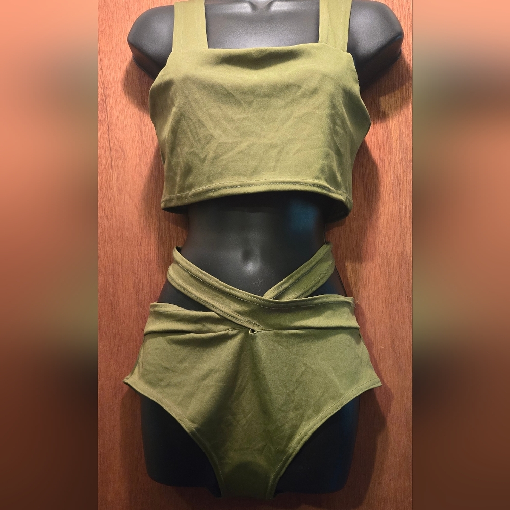 Olive green CUTE cut out swimsuit NEW no tags - Picture 2 of 11